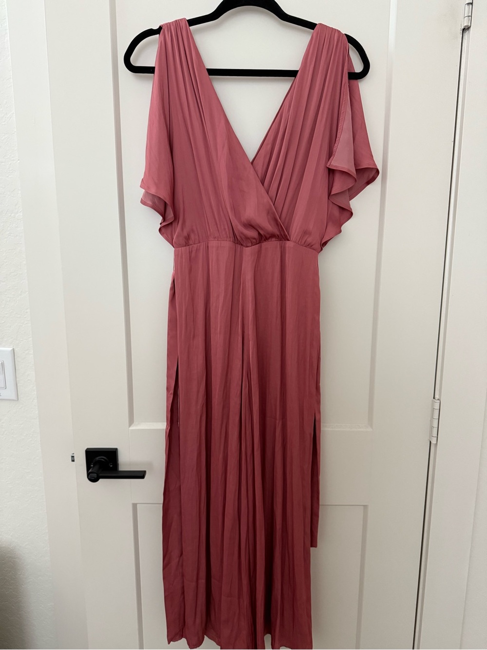 Express Dusty Rose V-Neck Jumpsuit with Flutter Sleeves